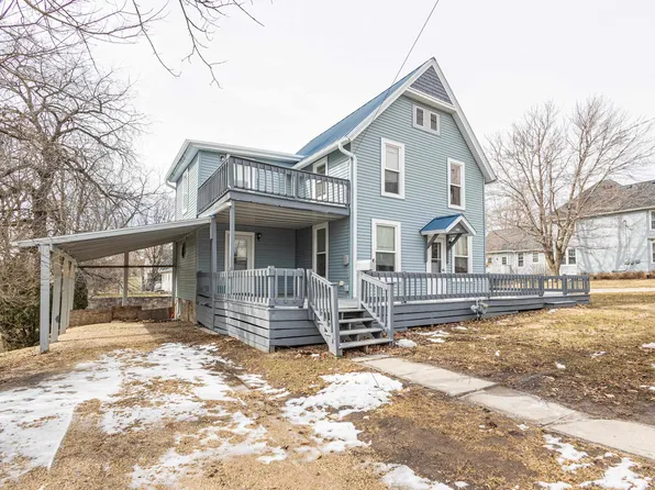 500 S Court St, Platteville, WI 53818