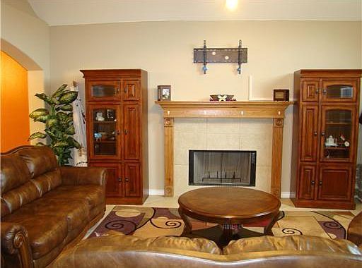 2nd image of 6813 Windy Creek Dr