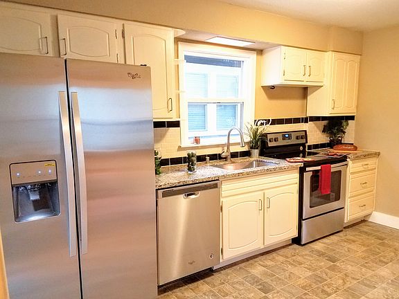 5th image of 1616 S Cushman Ave