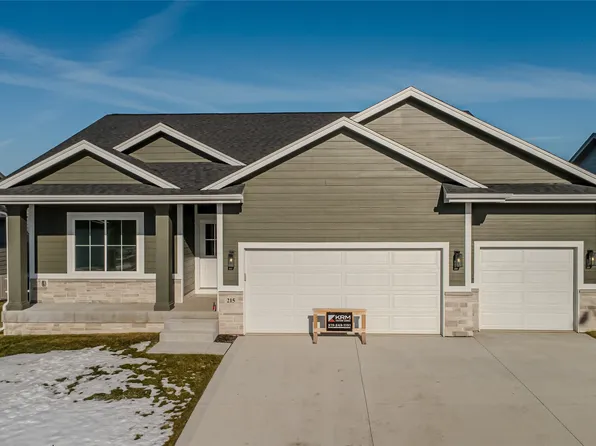 215 NW Ashley Ave, Waukee, IA 50263