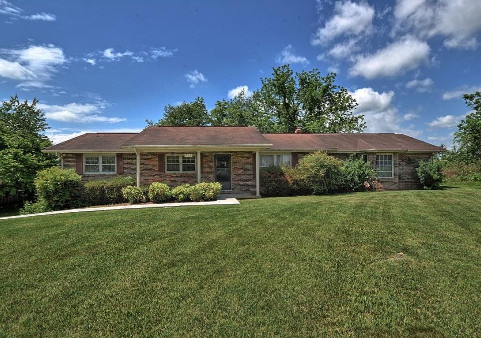 1st image of 200 Vines Dr