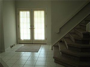 5th image of 115 E Pinelake Dr