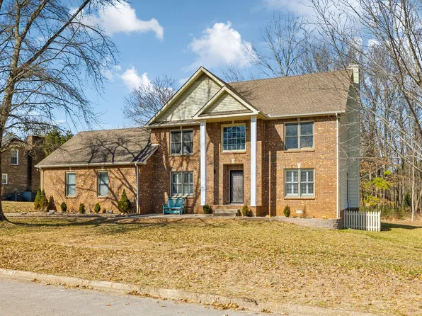 213 Longwood Ln, Clarksville, TN 37043