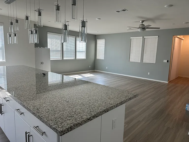 5340 Calle Rockfish #25 — Photo 19