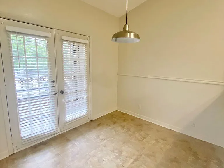 2216 San Gabriel St #304 — Photo 12
