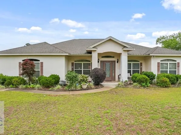 293 Stonington Ln, Jesup, GA 31546