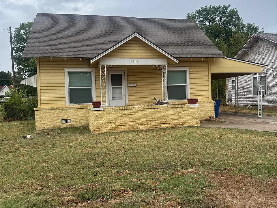 1115 W Hickory Ave