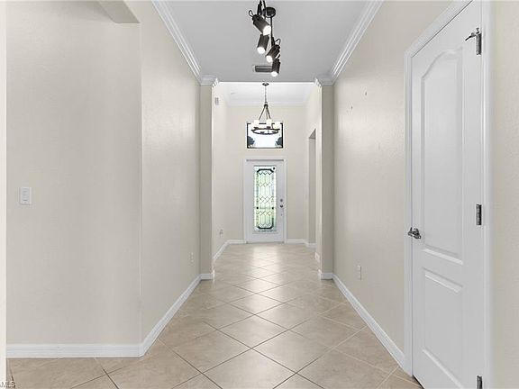 5th image of 11068 Cherry Laurel DR E