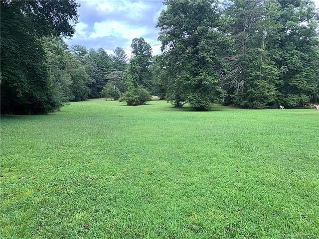 1st image of 3000 Lake Dr