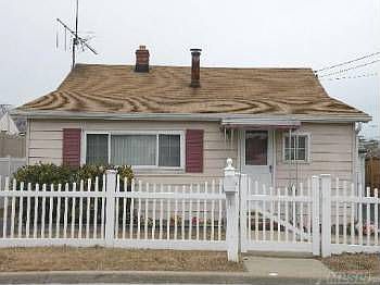 3rd image of 2543 Ocean Ave