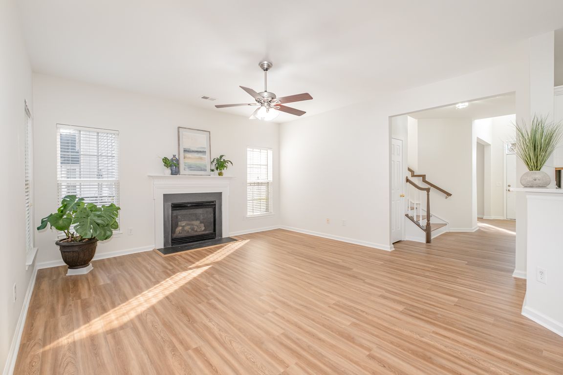 next background image