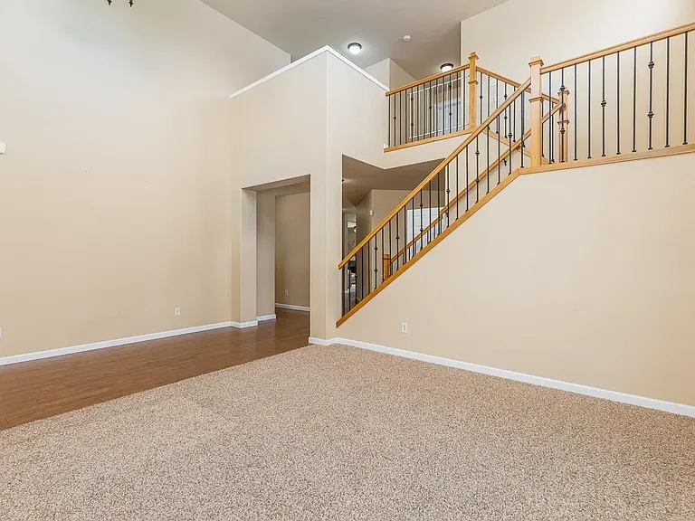 1653 Brantingham Rd — Photo 6