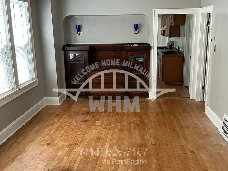 2445 S Austin St #LOWER — Photo 4