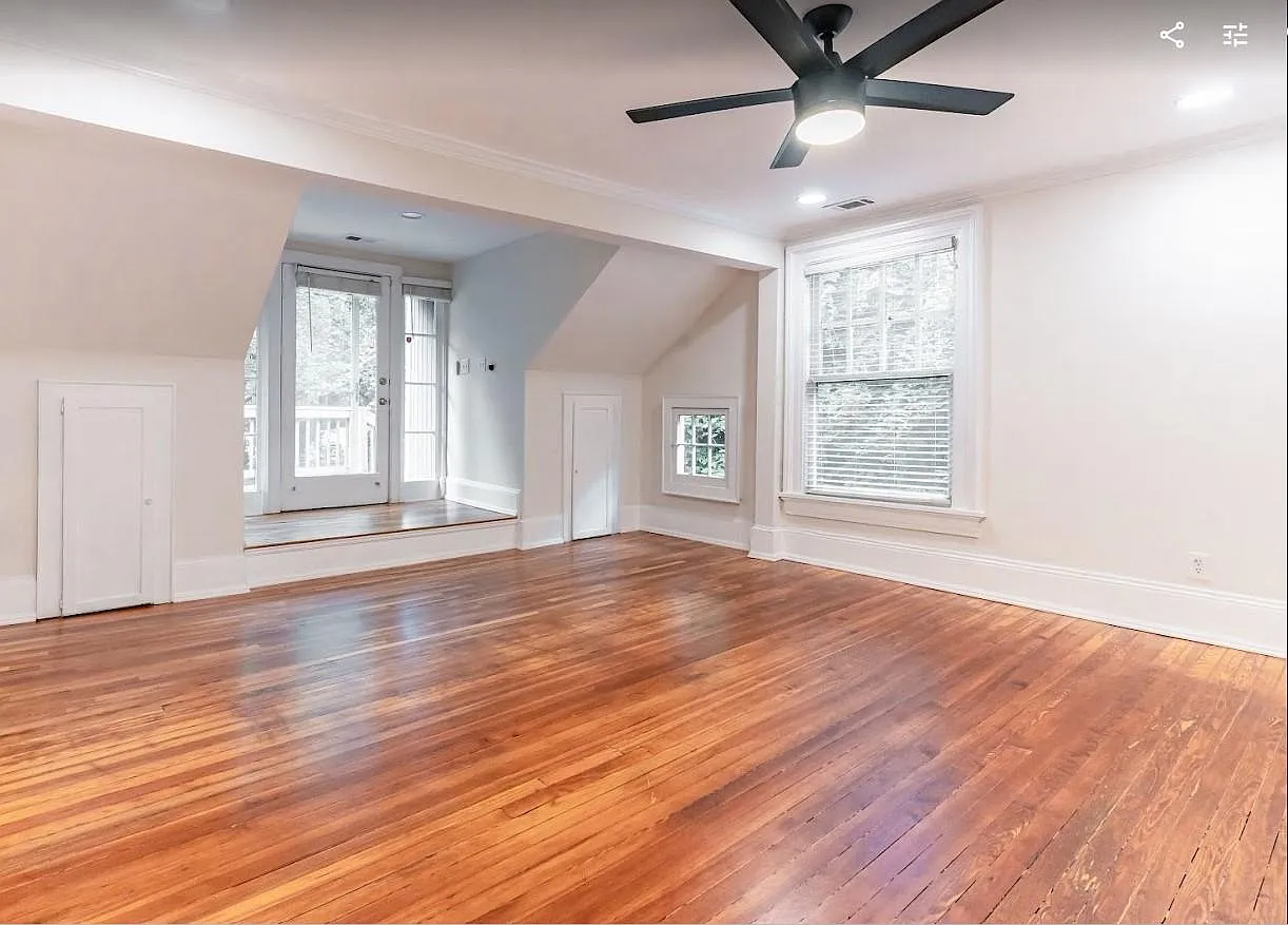 2 bed, 1250 sqft, $2,350 — Photo 4