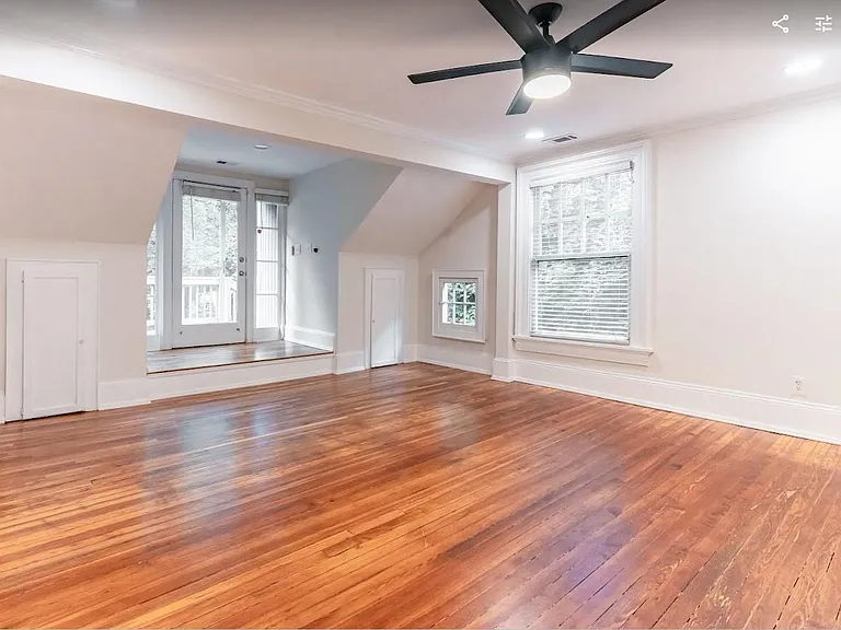 772 Saint Charles Ave NE #4 — Photo 4