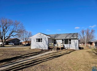 201 E 12th St, Storm Lake, IA 50588