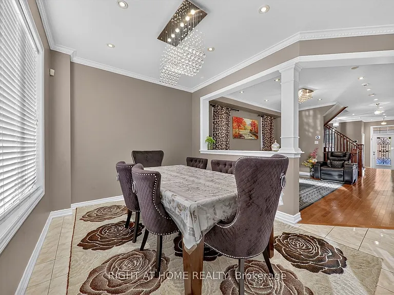 54 Boundbrook Dr — Photo 16