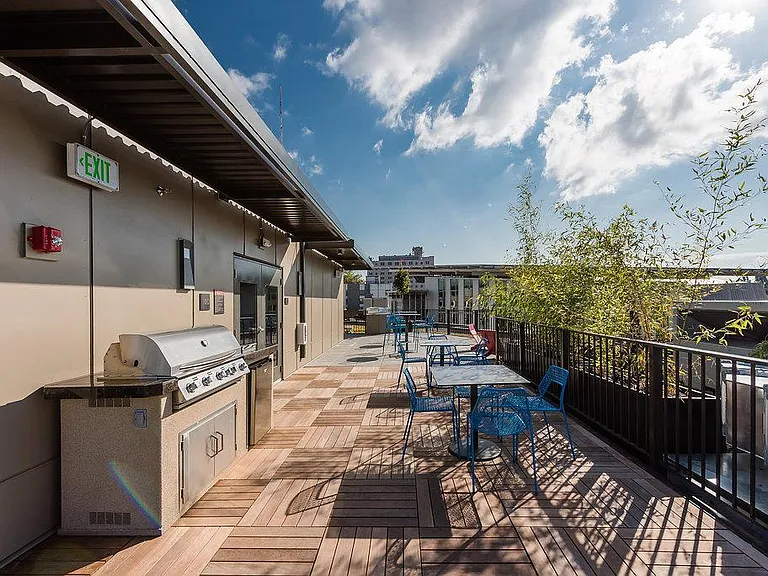 Broadcast Apartments — Photo 41