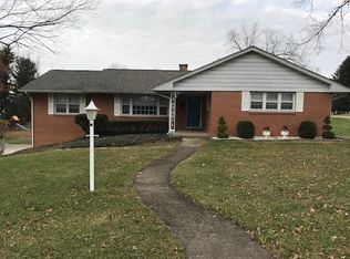 1553 Concordia Dr, Lancaster, OH 43130