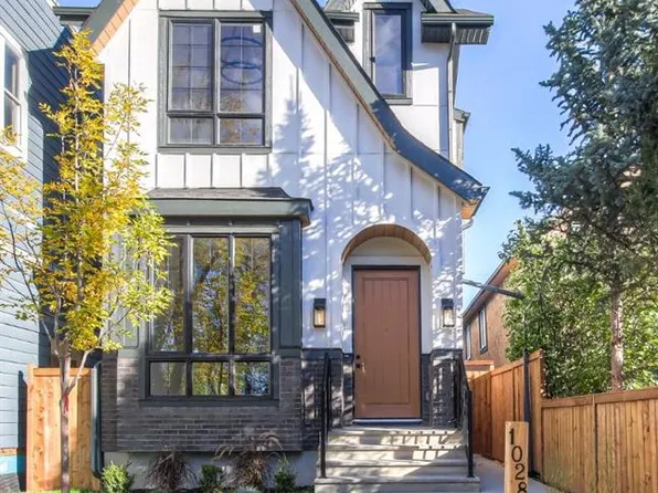 1028 S 18th Ave NW, Calgary, AB T2M 0V7