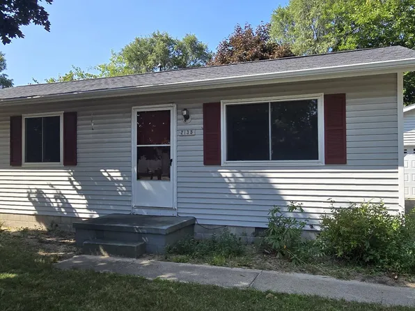 2135 Dowd St, Muskegon, MI 49441