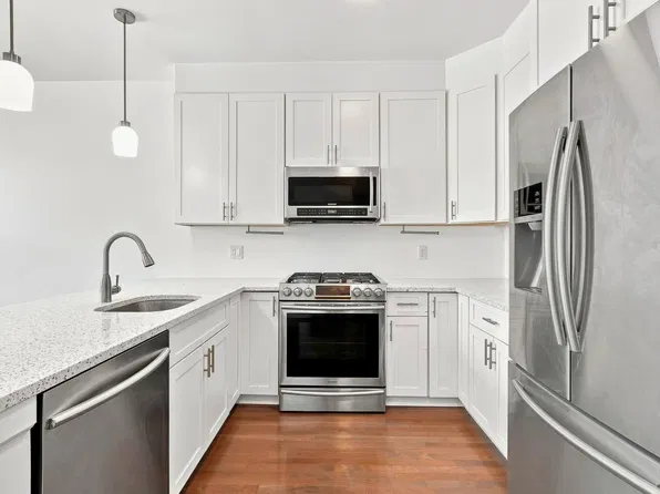 850 Newark Ave #4D, Jersey City, NJ 07306