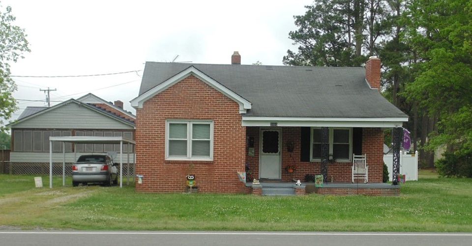 1st image of 1010 1st St W