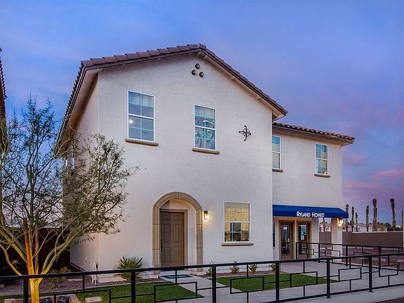 1400 Front Elevation Spanish