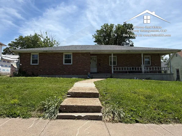 824 Bluff St, Fulton, MO 65251
