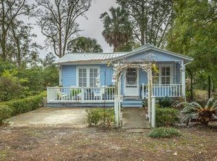 224 Center St, Apalachicola, FL 32320