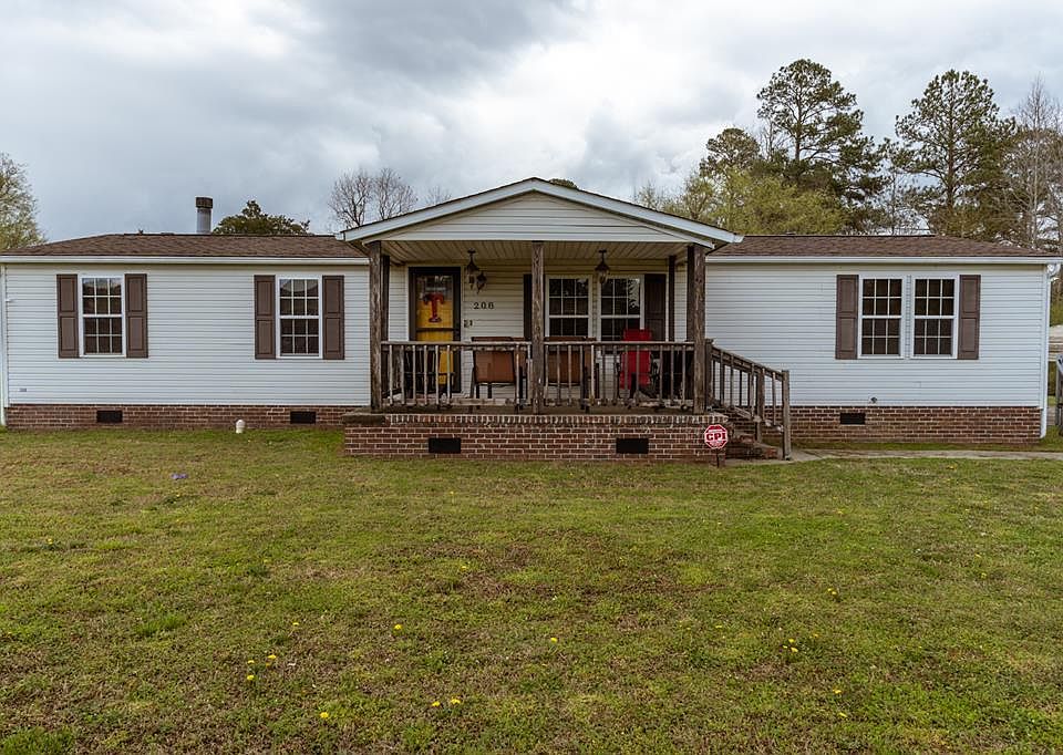 1st image of 208 Carlos Dr