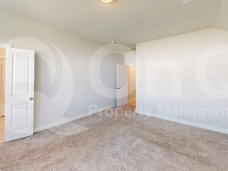 221 Santa Lucia Dr — Photo 15