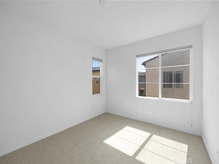 6328 Pacific Way — Photo 32