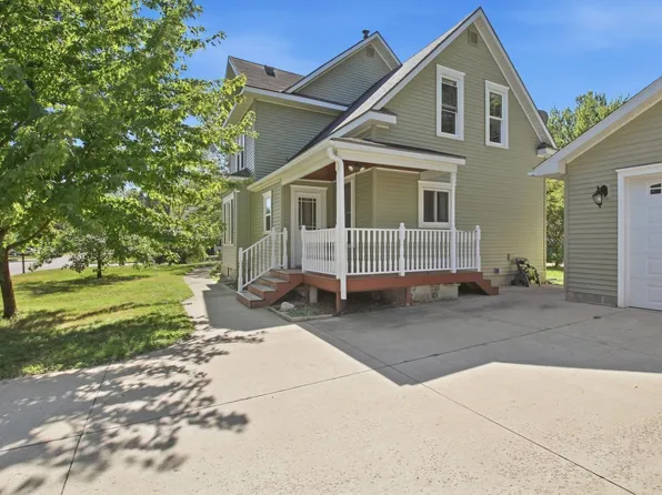 431 E 2nd St, Litchfield, MN 55355