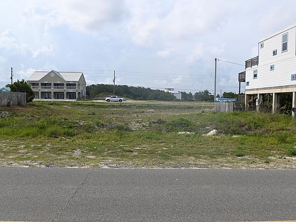 2nd image of 219 W Gorrie Dr