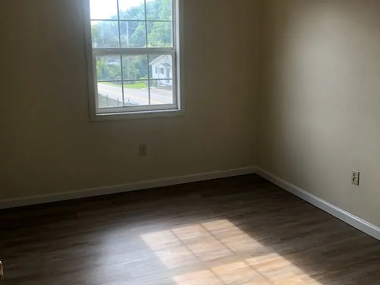 3228 Kanawha Terrace — Photo 7
