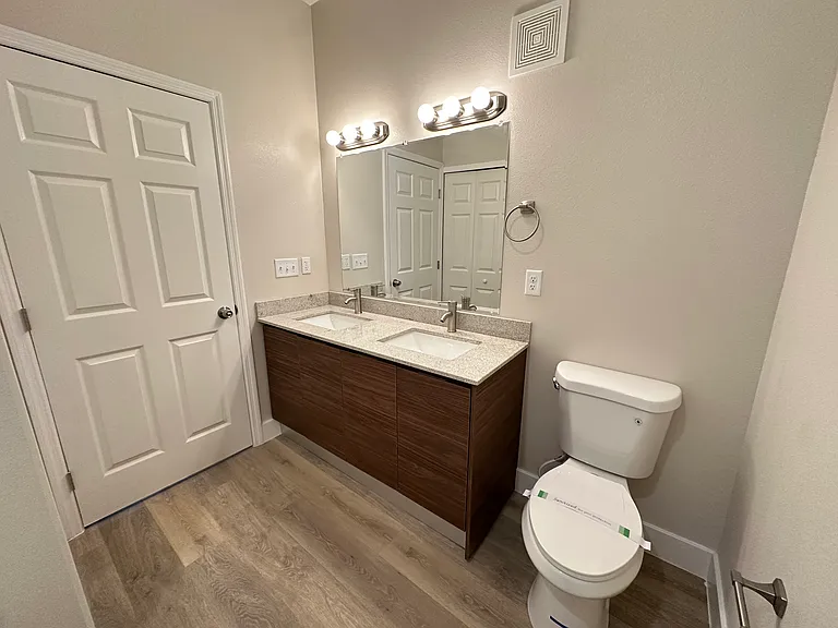 4424 S Texas Ave #1-102 — Photo 17