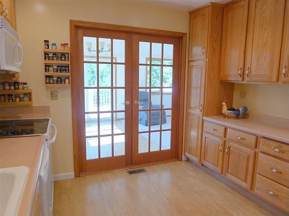 4th image of 6368 Birchdale Ct