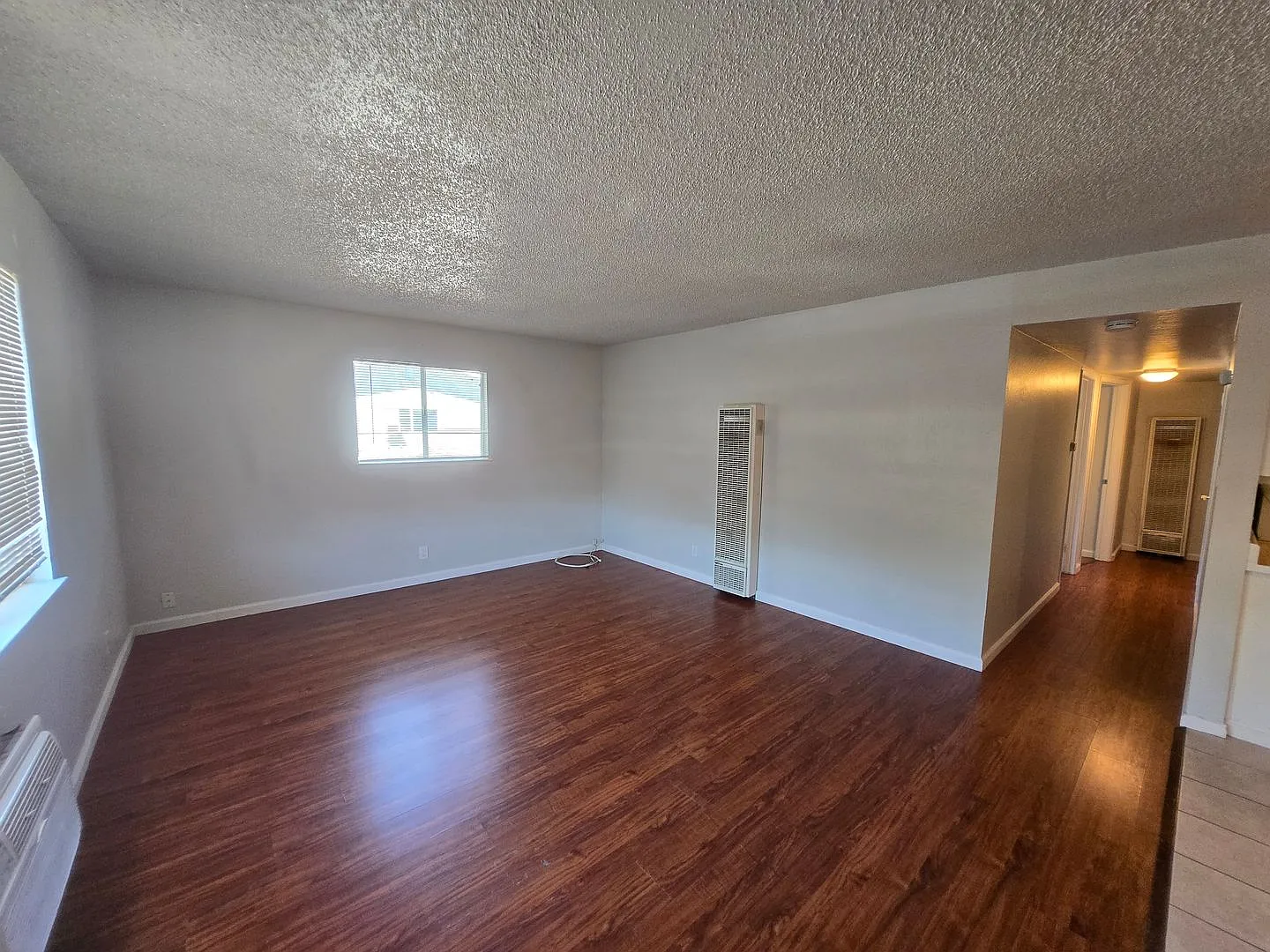 7905 Leona Way — Photo 1