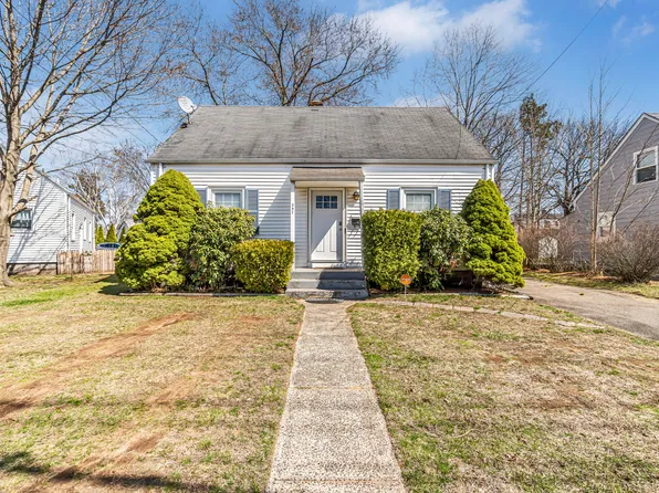 397 Pine Rock Avenue, Hamden, CT 06514