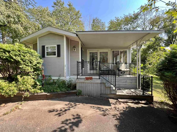 476 Westview Ct, Edgerton, WI 53534