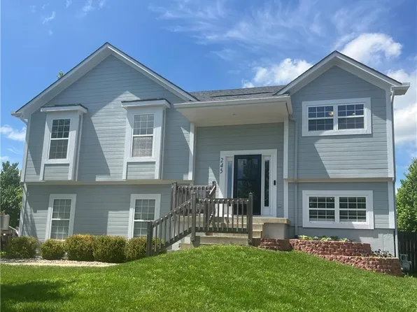 245 W Cheyenne St, Gardner, KS 66030