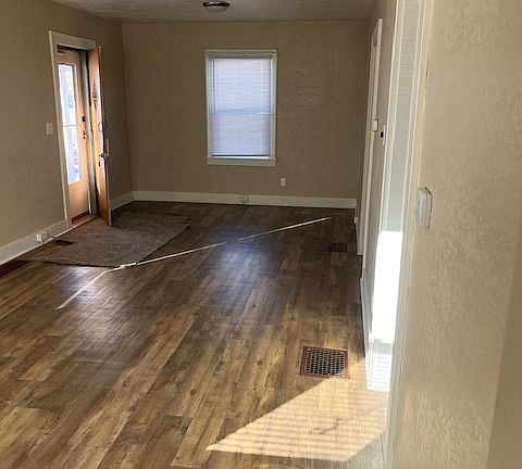 2nd image of 2302 Wyoming Ave