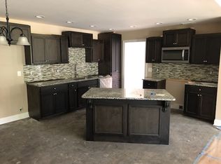 2123 Ovoca Rd, Tullahoma, TN 37388