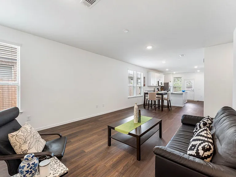 14483 Cedar Ledge Ln — Photo 11