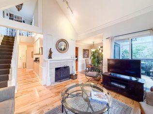 1633 W 11th Ave #301, Vancouver, BC