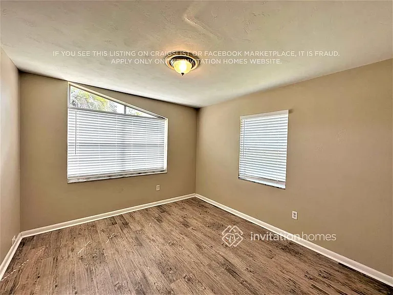 1324 W Hartley Cir — Photo 14