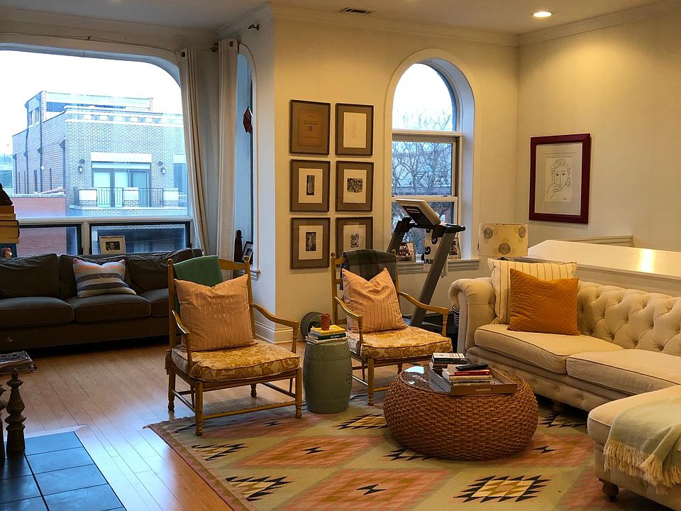1st image of 2131 N Sheffield Ave #3