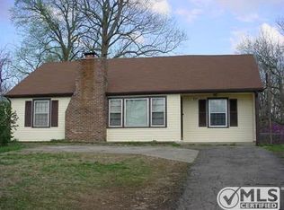 621 Dotsonville Rd, Clarksville, TN 37042