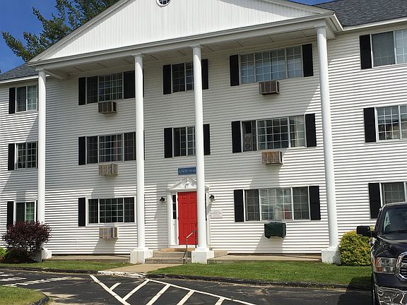 2nd image of 105 Portsmouth Ave #24